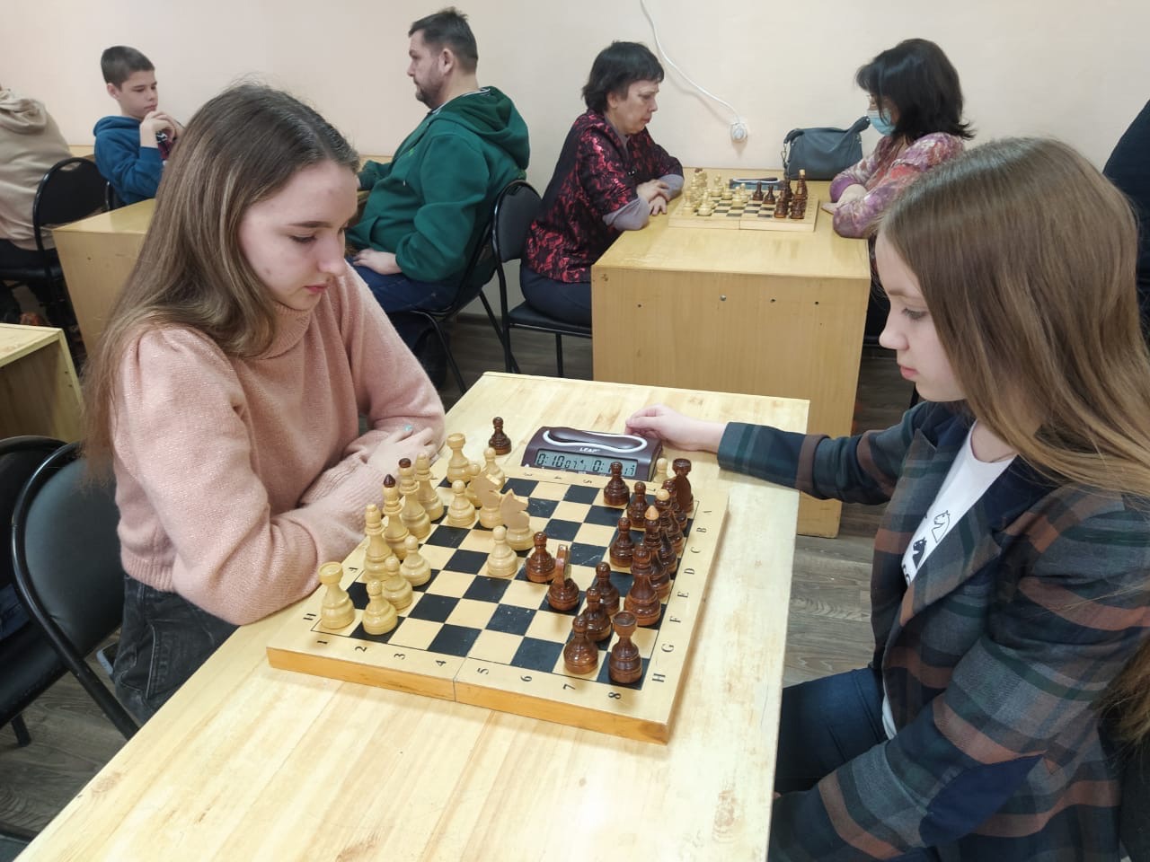 P chess. Командное первенство по шахматам. Шашки турнир в Челябинске. Фотографии с турнира по шашкам и шахматам п Октябрьский.